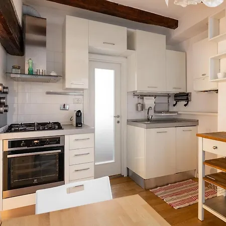 Apartamento Casa De' Chiari, In The Historic Center *