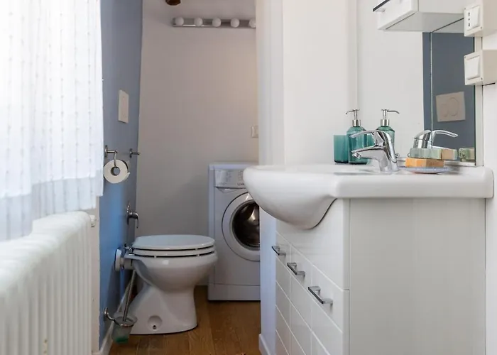 Casa De' Chiari, In The Historic Center شقة *