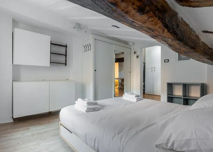 דירה Casa De' Chiari, In The Historic Center