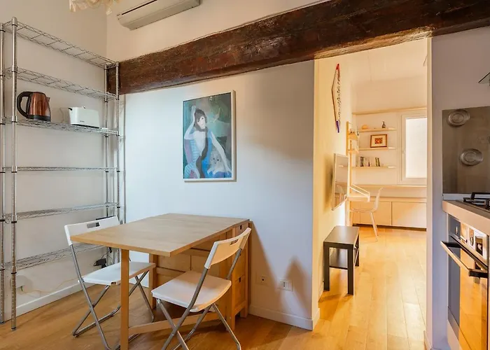 شقة Casa De' Chiari, In The Historic Center *