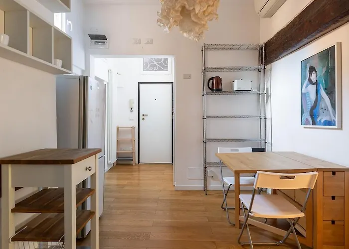 Casa De' Chiari, In The Historic Center