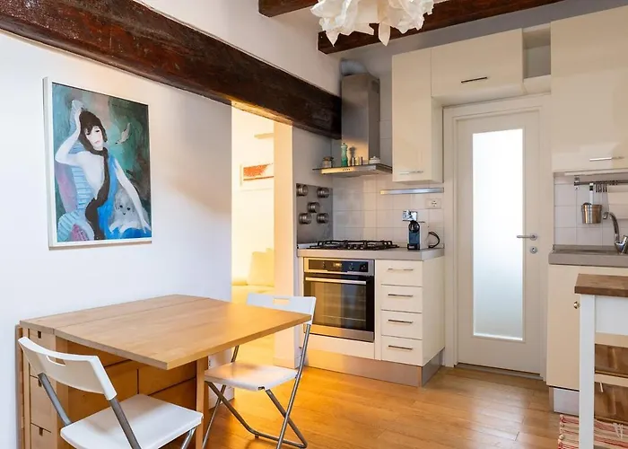 Casa De' Chiari, In The Historic Center * بولونيا