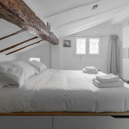 公寓 Casa De' Chiari, In The Historic Center